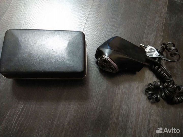 Электробритва Харьков-40 из СССР