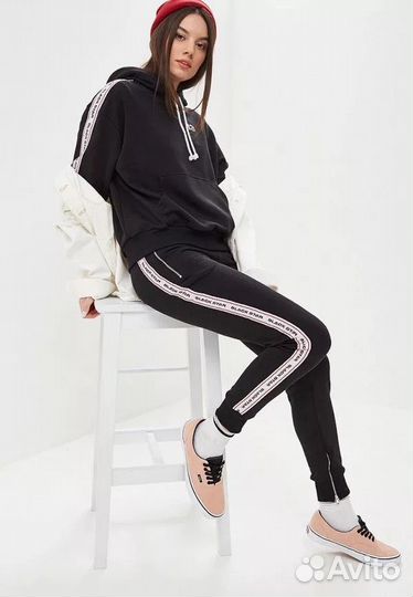 Костюмы и футболки black star wear