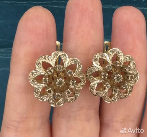 Золотые серьги с бриллиантами 750 пробы