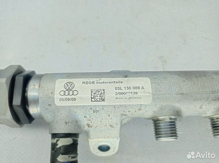 Топливная рампа Audi A4 B8 caga 2.0 TDI 2009