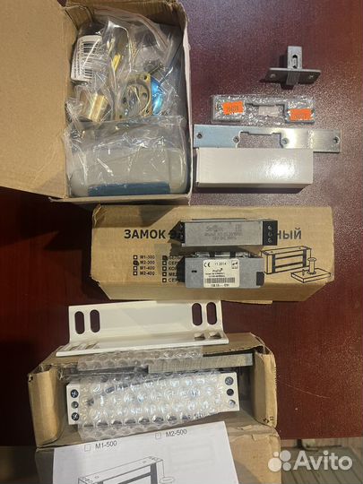 Электромагнитный замок