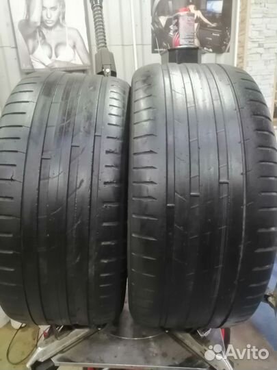 Nokian Tyres Hakka Black 295/40 R21