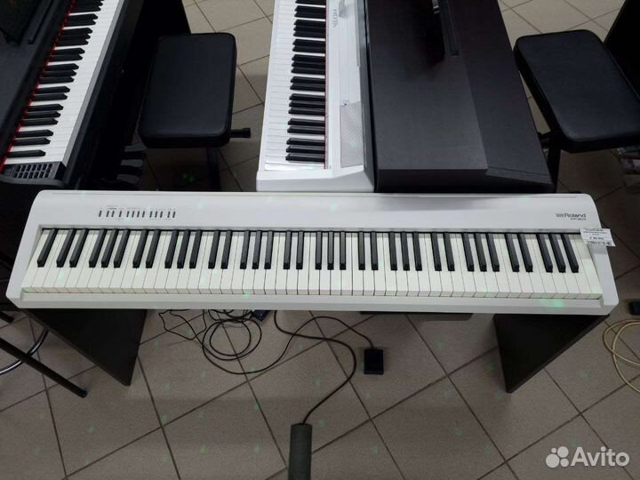 Цифровое фортепиано Roland FP-30X WH