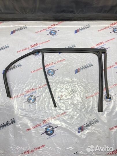 Бархотка стекла задняя правая Bmw 1 F20 N13B16