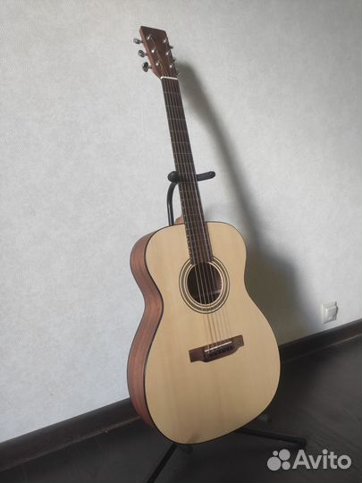 Мастеровая акустическая гитара (OM, folk)