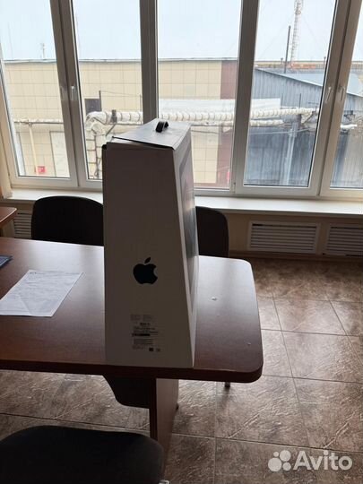 iMac 21,5