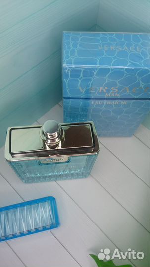 Мужской парфюм Versace man EAU Fraiche