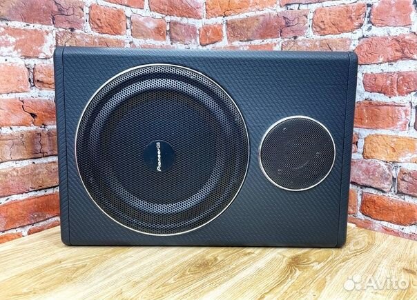 Сабвуфер под сиденье 2000W