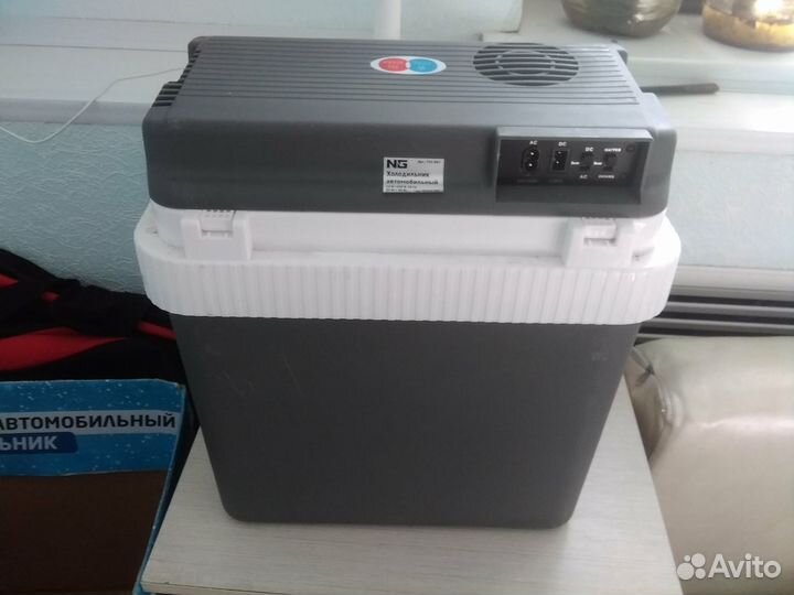 Автомобильный холодильник 12 -220 вольт