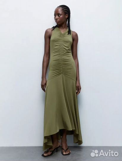 Платье зеленое длинное