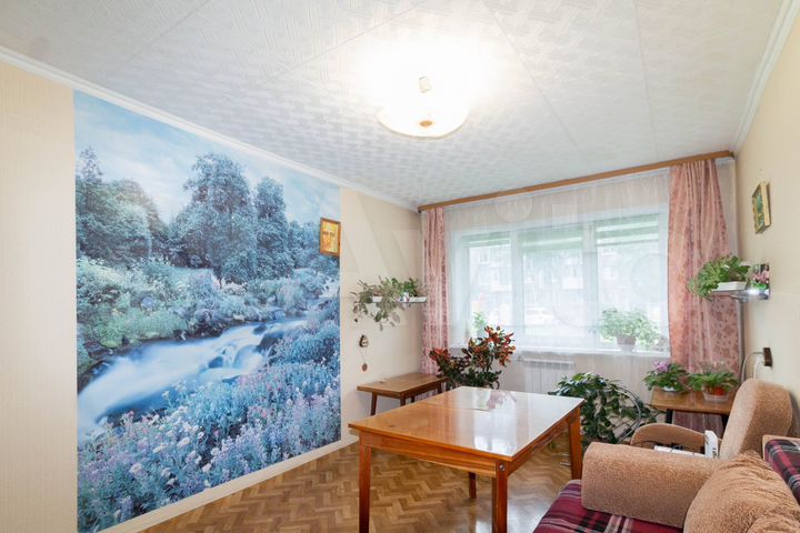 2-к. квартира, 43 м², 1/5 эт.