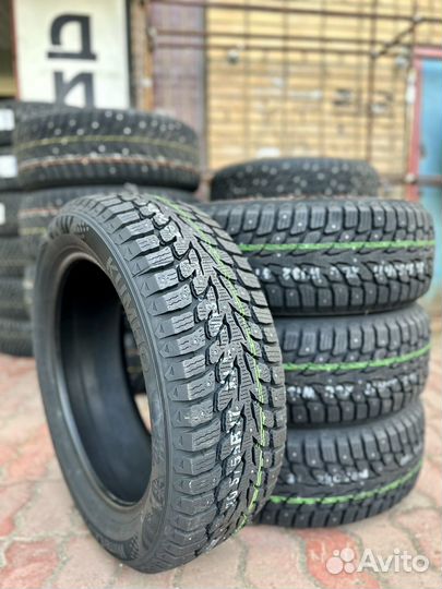 Kumho WinterCraft Ice Wi32 225/40 R18 92T
