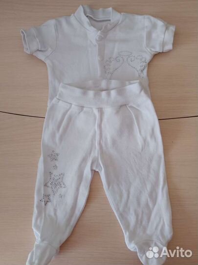 Комплект на выписку для девочки