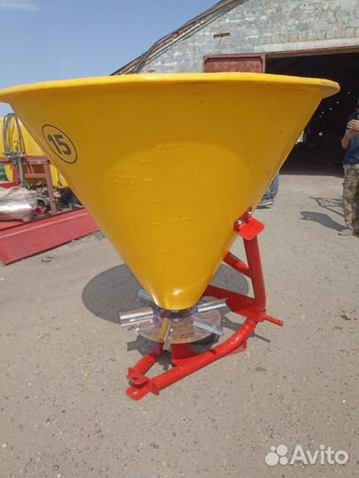 Разбрасыватель удобрений Strumyk РУМ 500, 2024