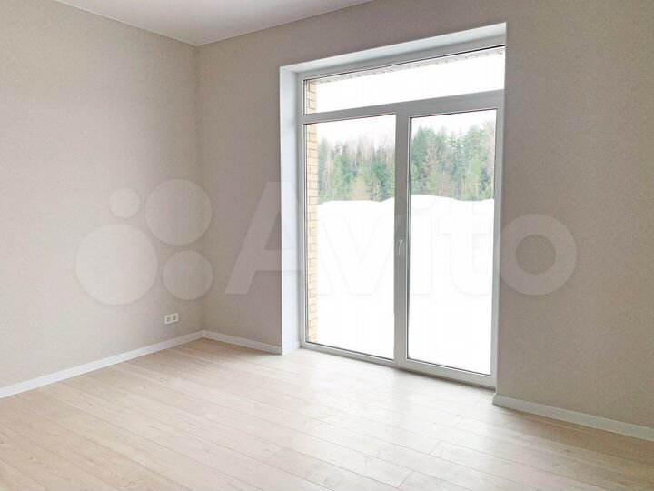 Дом 95 м² на участке 5,5 сот.