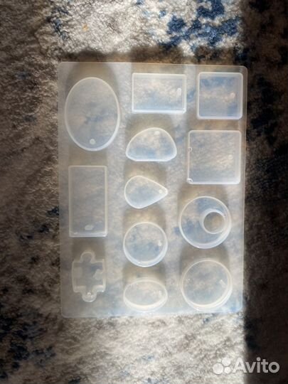 Фигурки из смолы