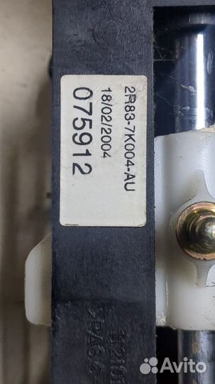 Кулиса кпп Jaguar S-type, 2004