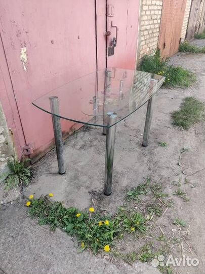 Стол обеденный стеклянный