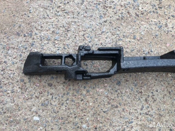 Абсорбер бампера передний Mercedes-Benz Gla X156