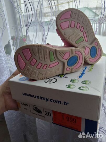 Босоножки для девочки новые