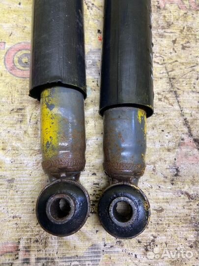 Стойка подвески задняя Opel Omega A2 C20NE 1993