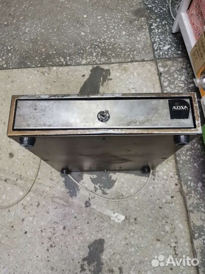 Кассовый ящик для денег