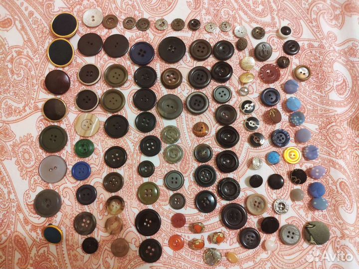 Пуговицы