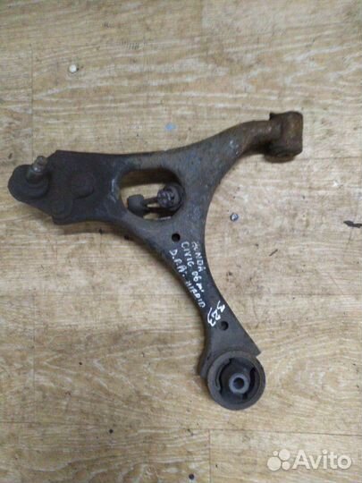 Рычаг подвески передний правый Honda Civic 2008