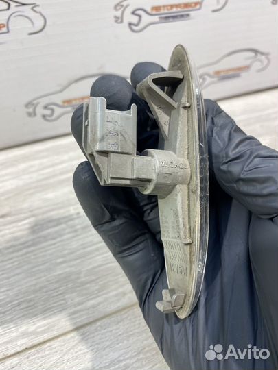 Повторитель поворота в крыло Toyota, Lexus