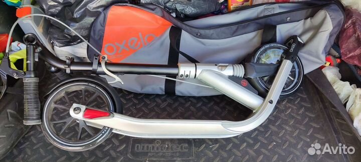 Самокат Oxelo town 9 EF Titane с чехлом