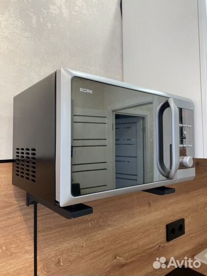 Микроволновка bork W521