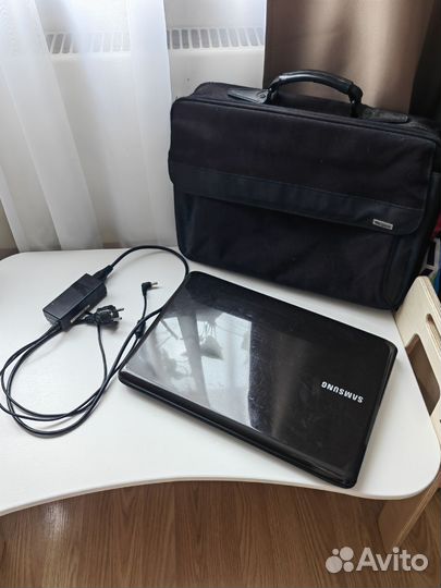 Ноутбук samsung R540