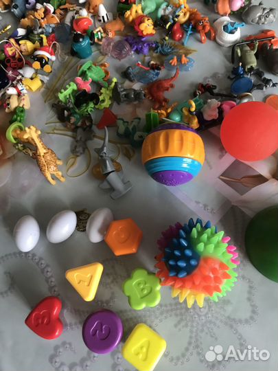 Игрушки из киндера