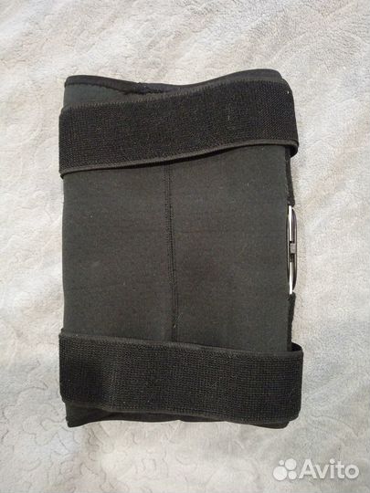 Бандаж на коленный сустав