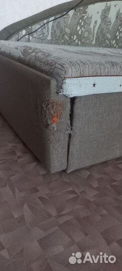 Диван слоник б/у