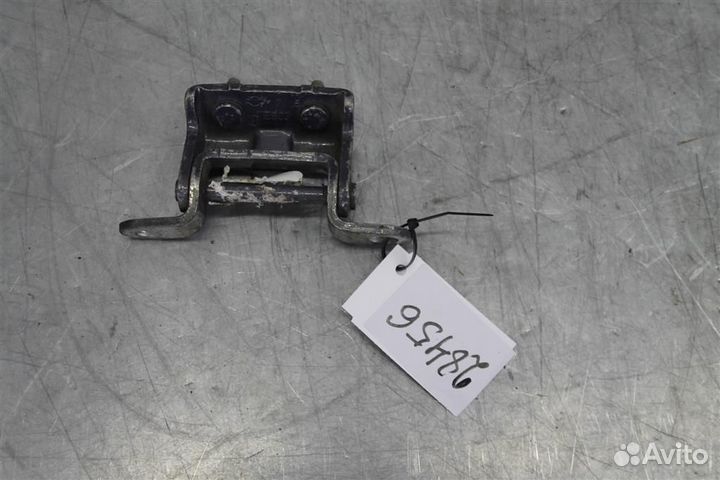 Петля двери задней правой верхняя Nissan Qashqai