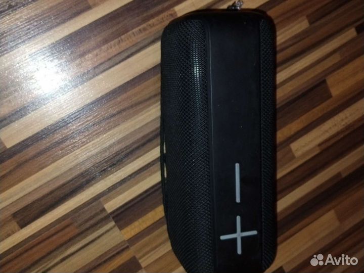 Блютуз колонка