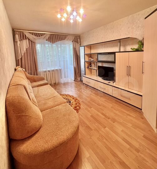 2-к. квартира, 43 м², 3/5 эт.