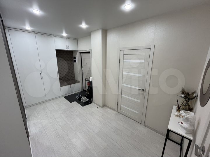 4-к. квартира, 126,7 м², 4/9 эт.