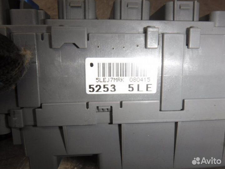 Блок предохранителей Honda Civic 4D R18A2 2008