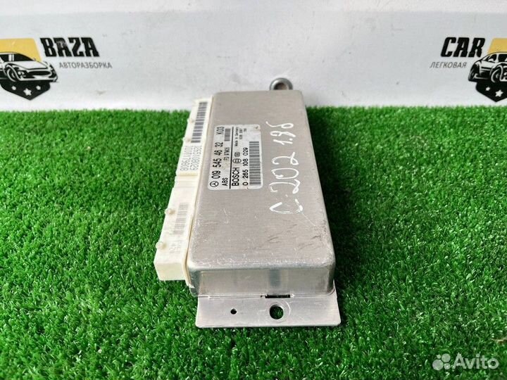 Блок управления ABS Mercedes-Benz C-class