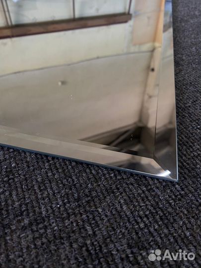 Зеркало с обработкой