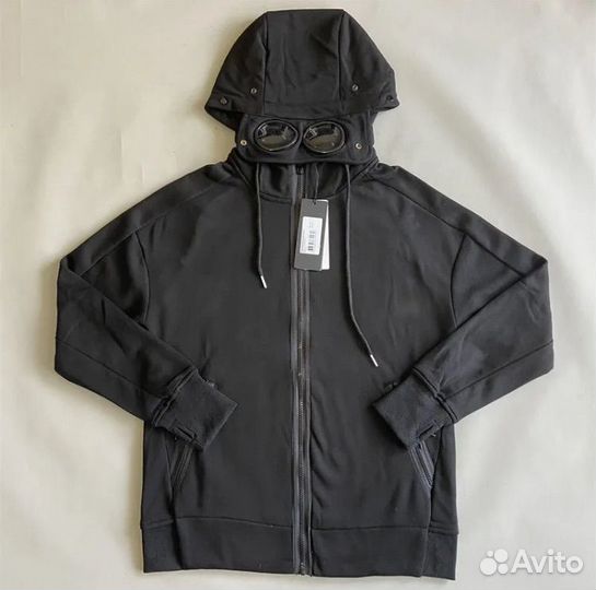 Cp company зип худи на руках