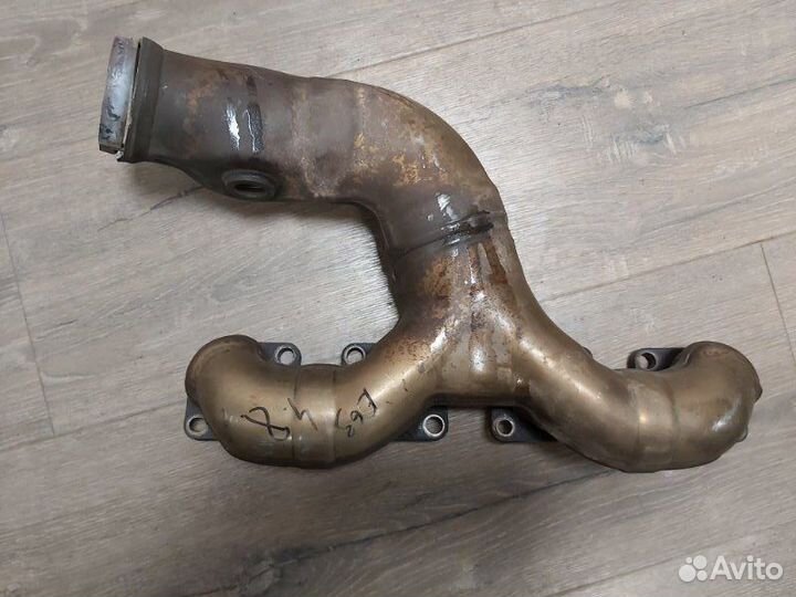 Выпускной коллектор левый Bmw 650I E63 N62N 4.8
