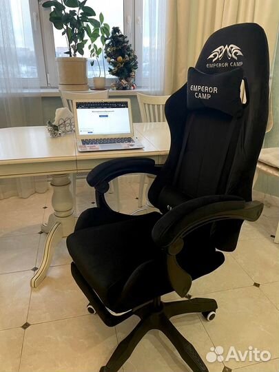 Крутое игровое компьютерное кресло