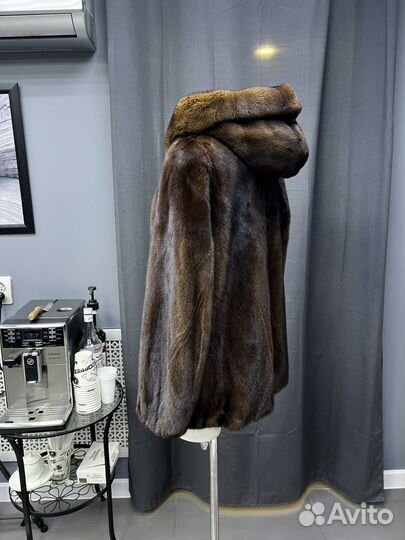 Шуба норковая с капюшоном 52р
