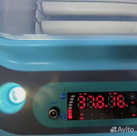 Инкубатор для яиц автоматический