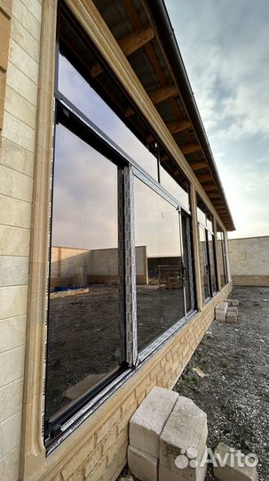 Раздвижные конструкции и двери / порталы из пвх и