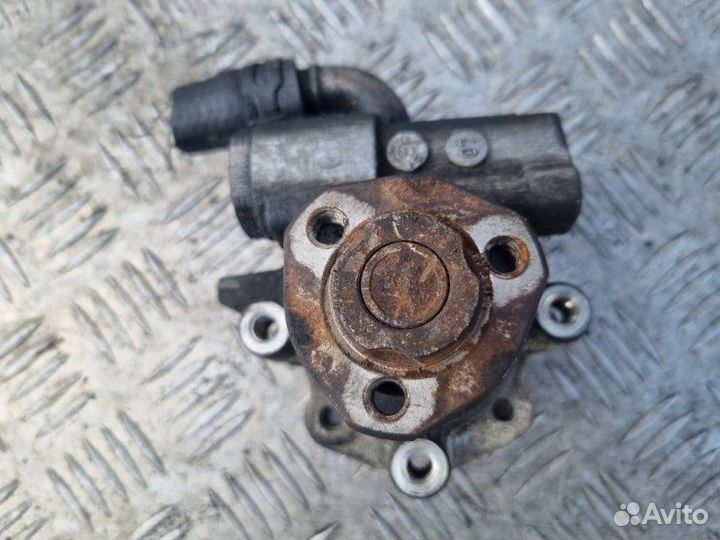 Насос гидроусилителя Volkswagen Transporter T5 AXC