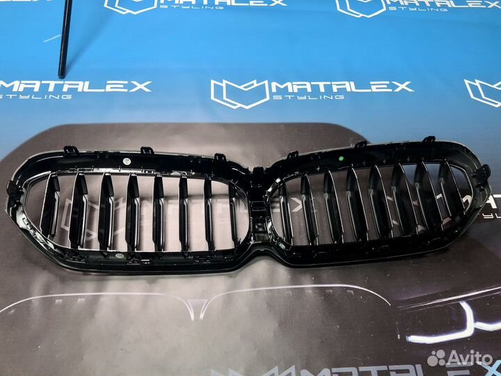 Решетка радиатора BMW 5 G30 Sport, рест, карбон